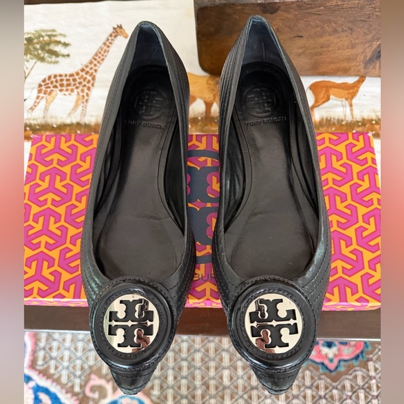 Tory Burch Shoes - Gorgeous “Tory Burch” Slip on Shoes